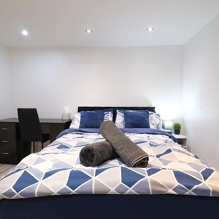 Den Accommodation & Short Lets Greenwich London - 3 Bed House Exterior photo