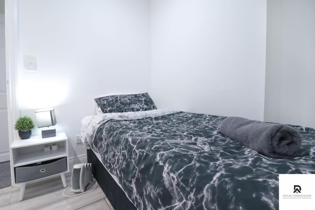 Den Accommodation & Short Lets Greenwich London - 3 Bed House Exterior photo